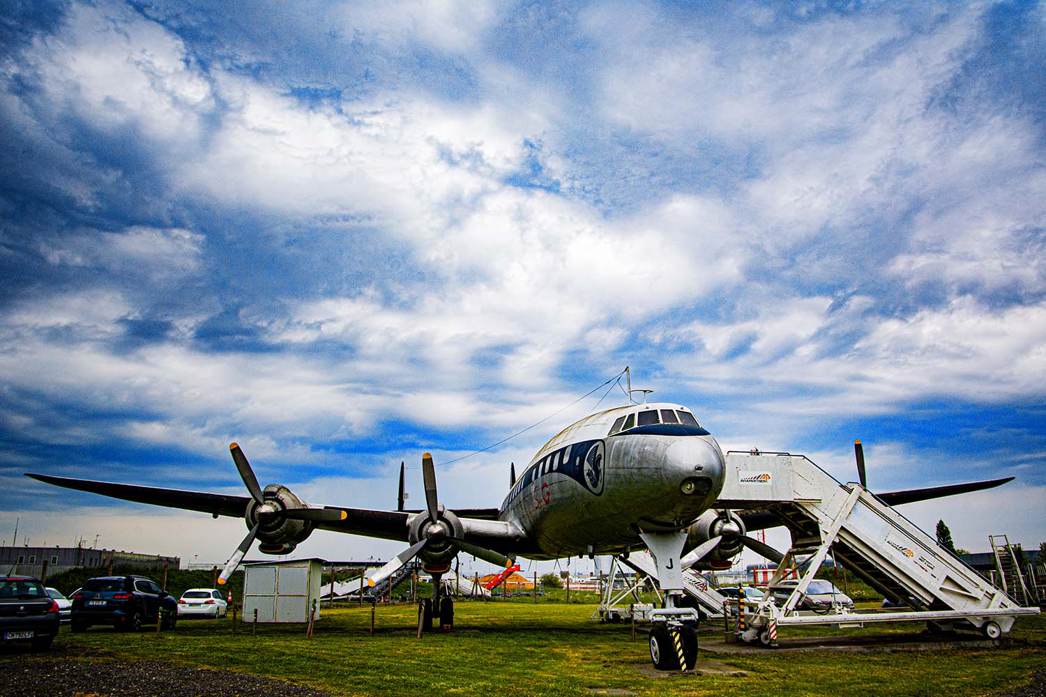 Super Constellation